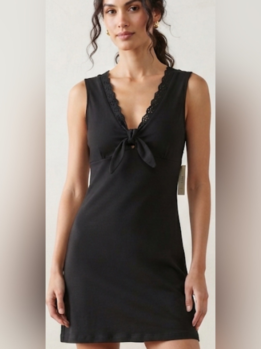 VICTORIA’S SECRET Black Sleeveless Mini Dress Shelf Bra Lace Trim Size M NWT